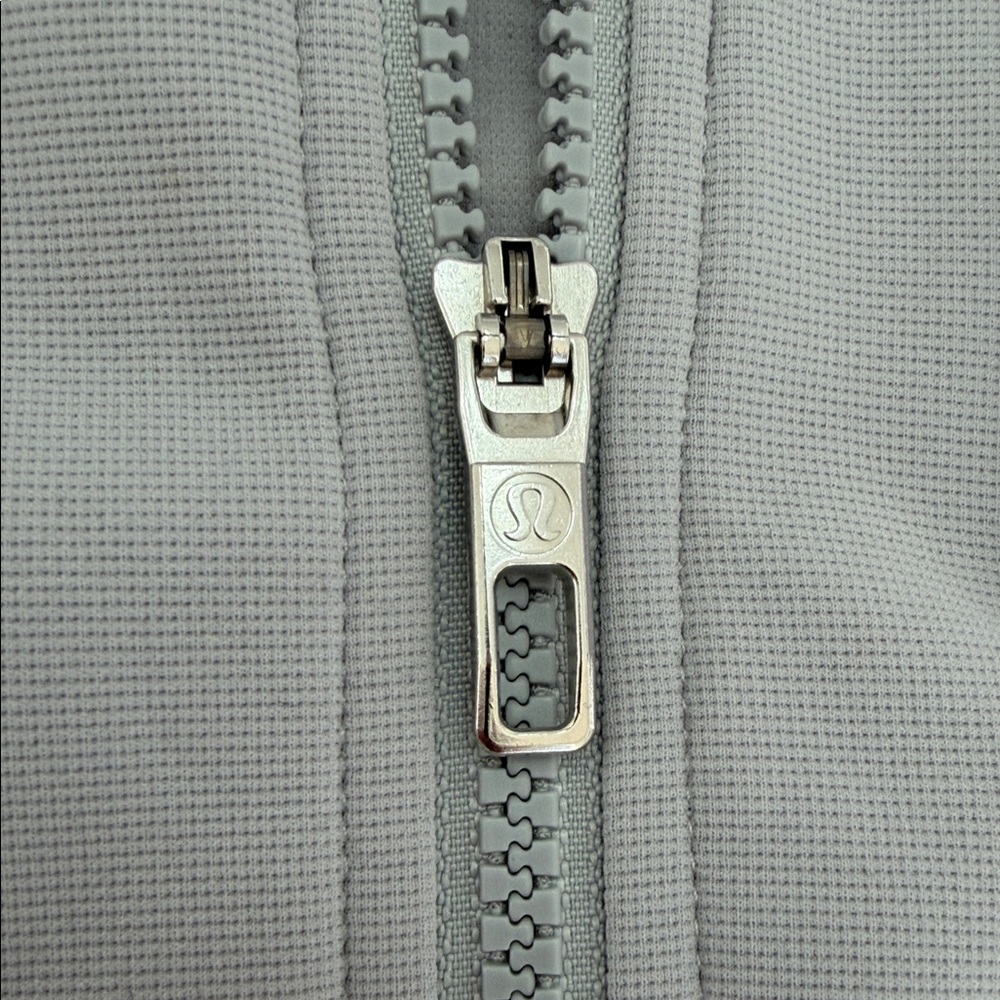 Lululemon Athletica Light Gray Jacket men’s jacket size M - Picture 7 of 7
